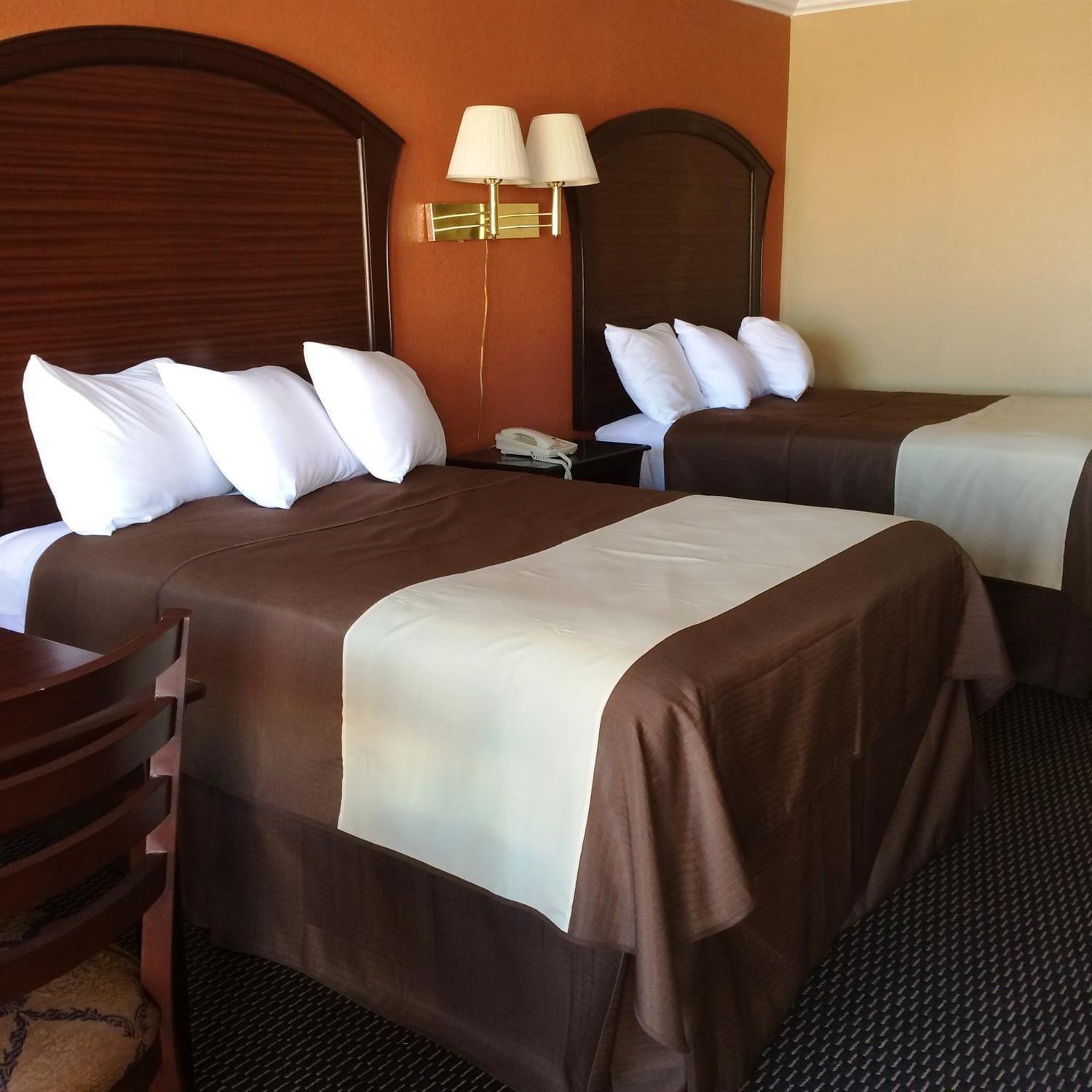 Americas Best Value Inn Schulenburg Exterior photo